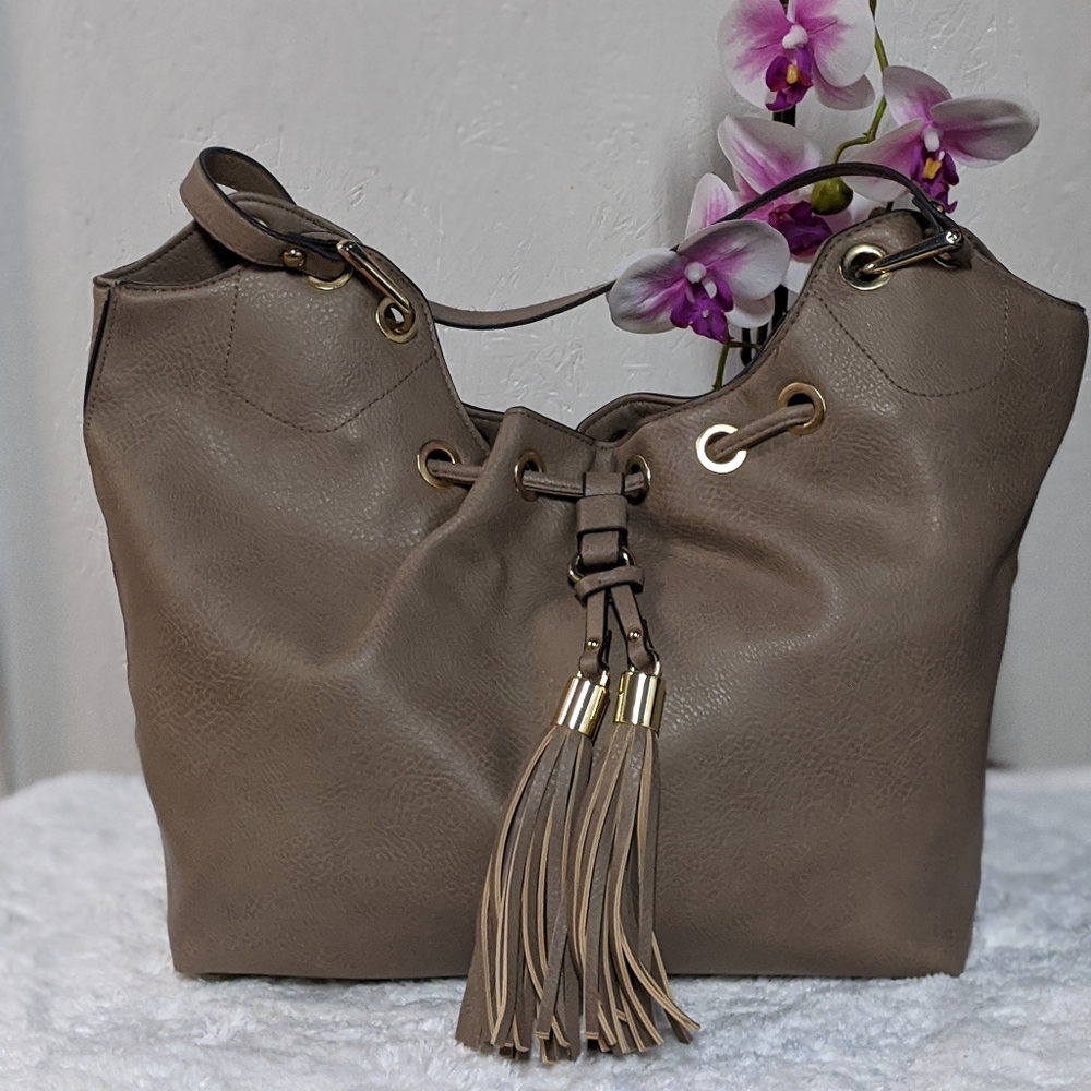 ❤️ Kim Rogers Bag. Shoulder Bag. Handbag.